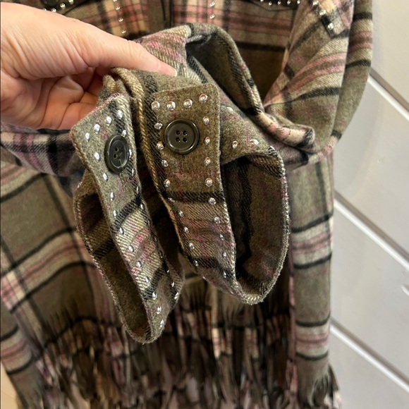 ZARA Green and Pink Plaid Fringe Jacket - Picture 4 of 6
